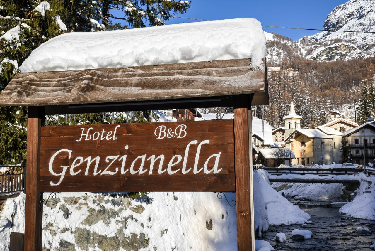 Hotel Genzianella Champoluc Exterior foto